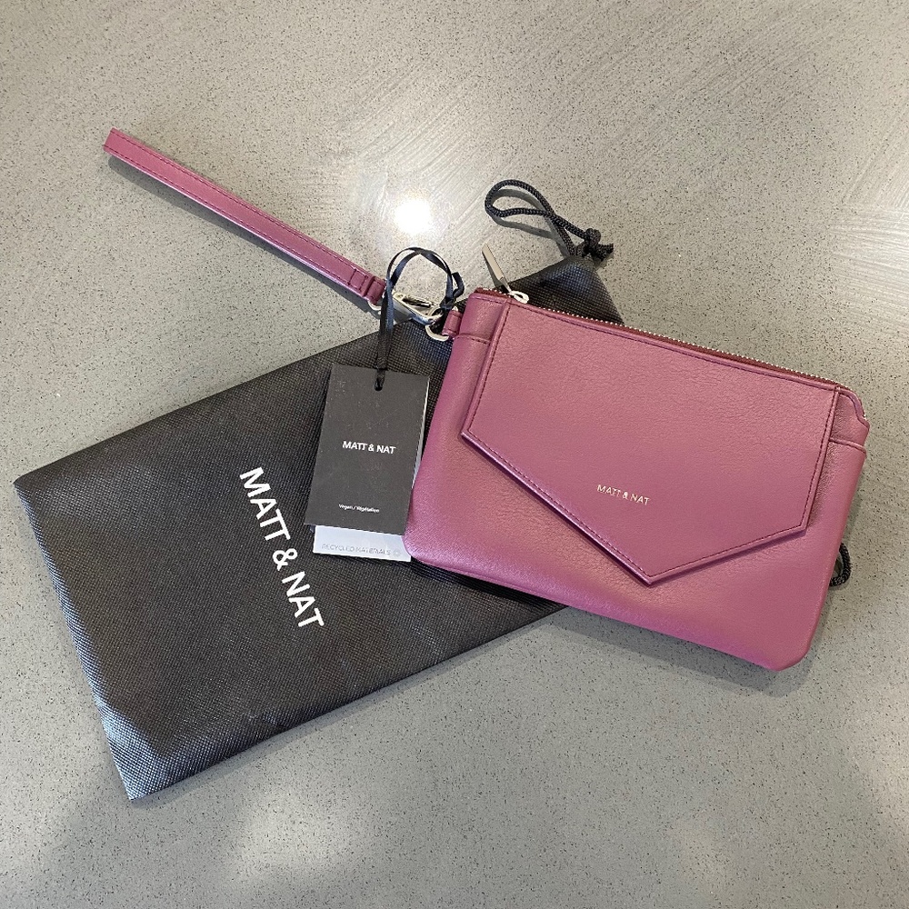 MATT & NATT - NIA Vegan Wristlet Wallet - Arbor